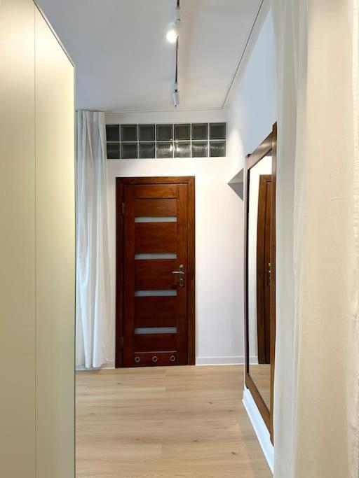 Ferienwohnung Inteligentne Przy Starym Rynku Posen Exterior foto